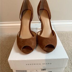 Veronica Beard Pumps